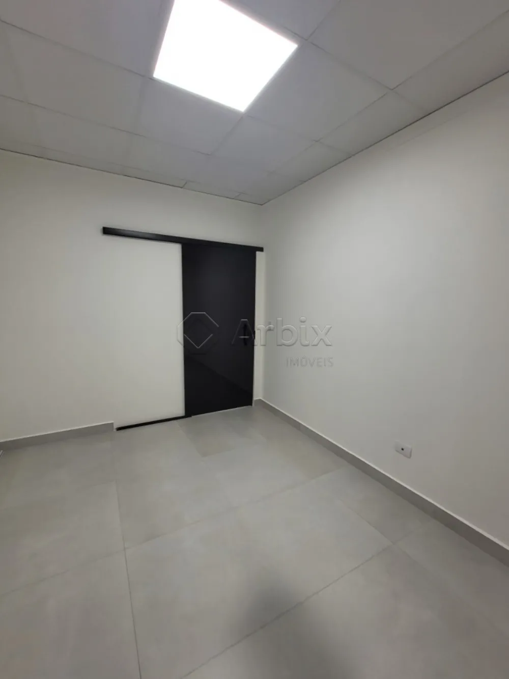 Alugar Comercial / Sala Comercial em Condom&iacute;nio em Santa B&aacute;rbara D`Oeste R$ 1.032,65 - Foto 1